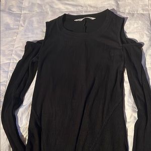 Black longsleeve cute top